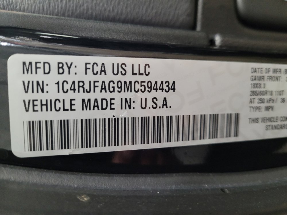 Used 2021 Jeep Grand Cherokee Laredo image 33