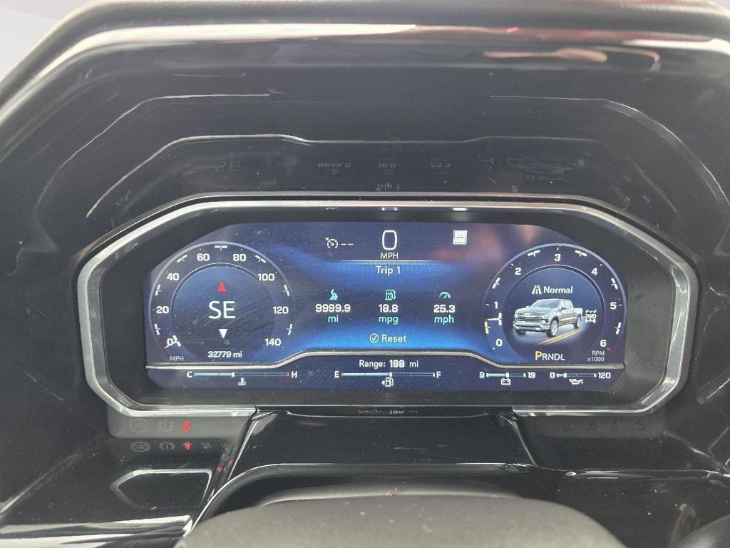 Used 2022 Chevrolet Silverado 1500 LT image 14