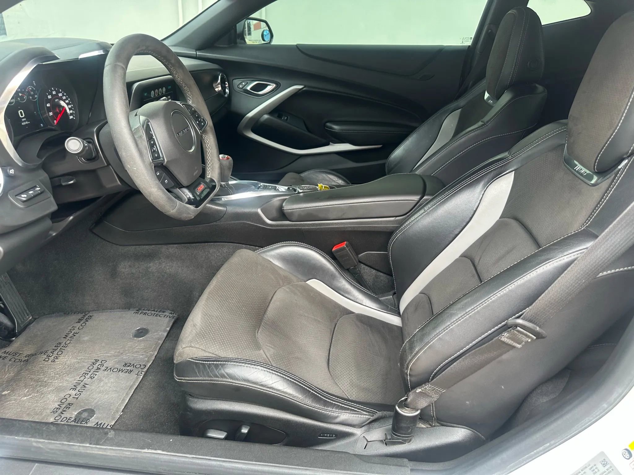 Used 2018 Chevrolet Camaro SS image 16
