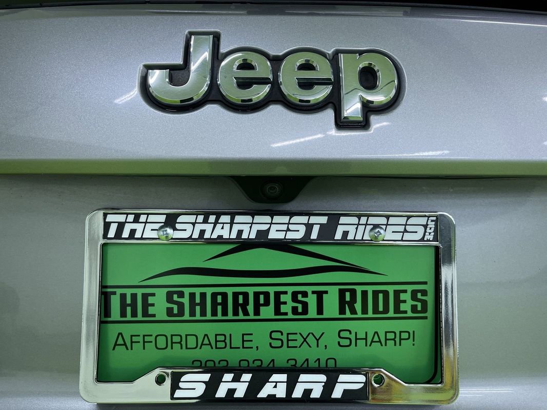 Used 2021 Jeep Grand Cherokee Limited w/ Luxury Group II image 12