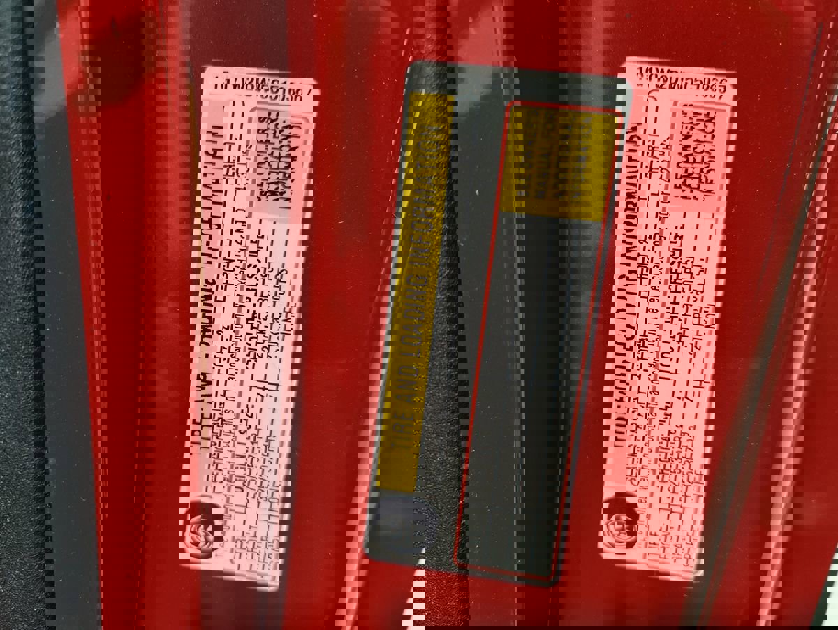 Used 2012 Chevrolet Corvette Grand Sport w/ 3LT Preferred Equipment Group image 20