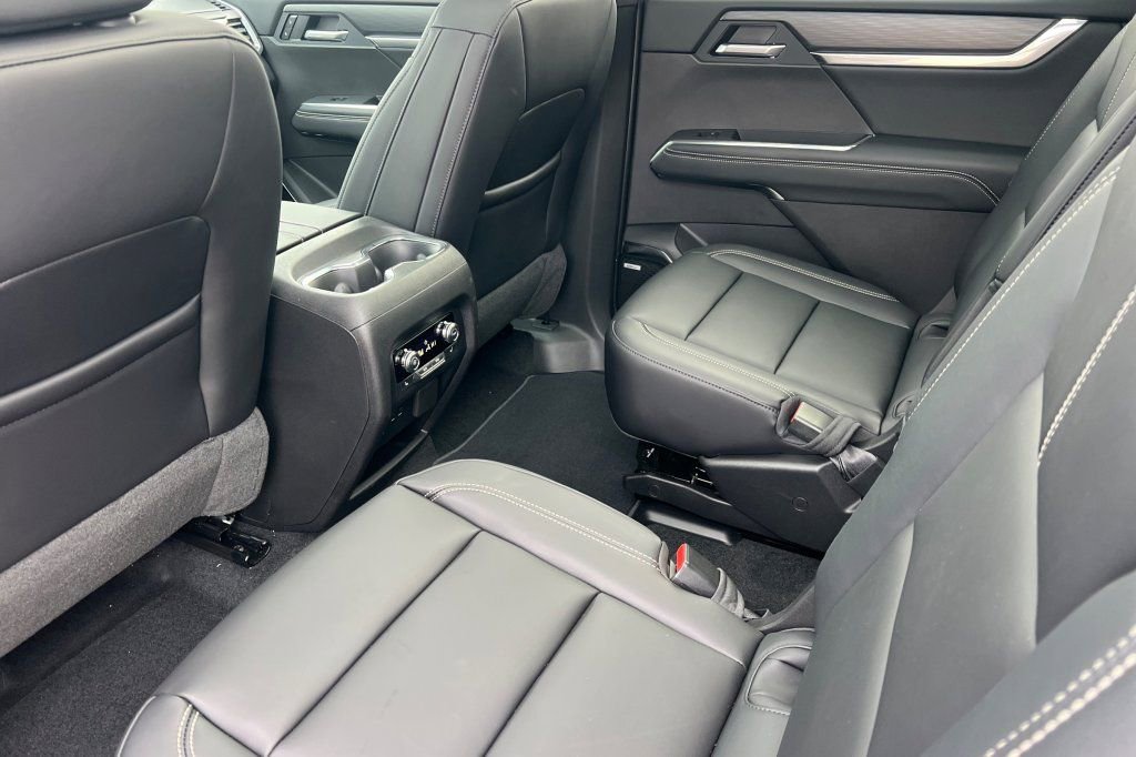 New 2026 GMC Acadia Elevation w/ Black Edition image 9