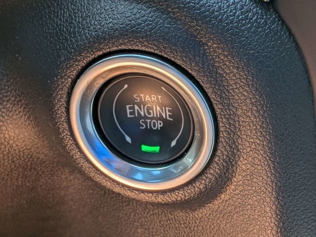 Used 2020 Chevrolet Silverado 1500 RST AWD/4WD image 33