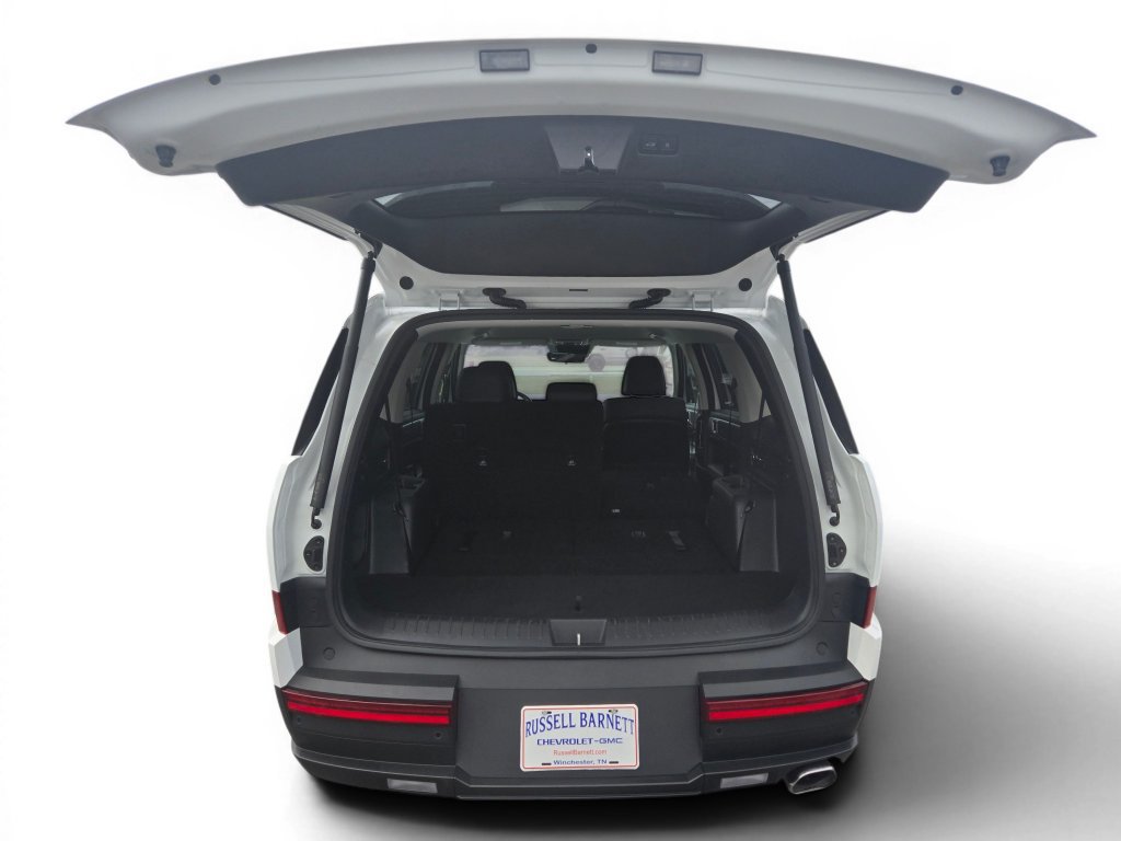 Used 2025 Hyundai Santa Fe SEL FWD image 5