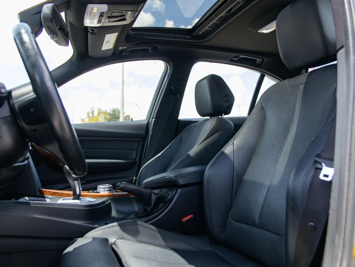 Used 2014 BMW 335i Sedan RWD image 19