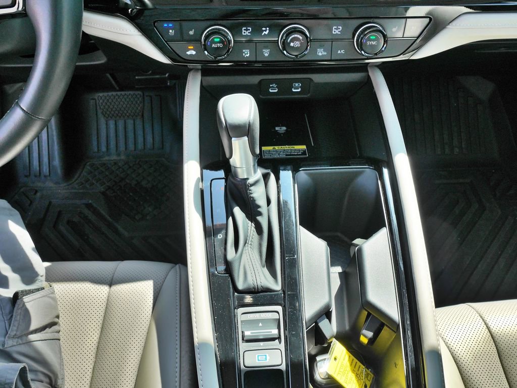 Used 2025 Honda Accord Touring image 27
