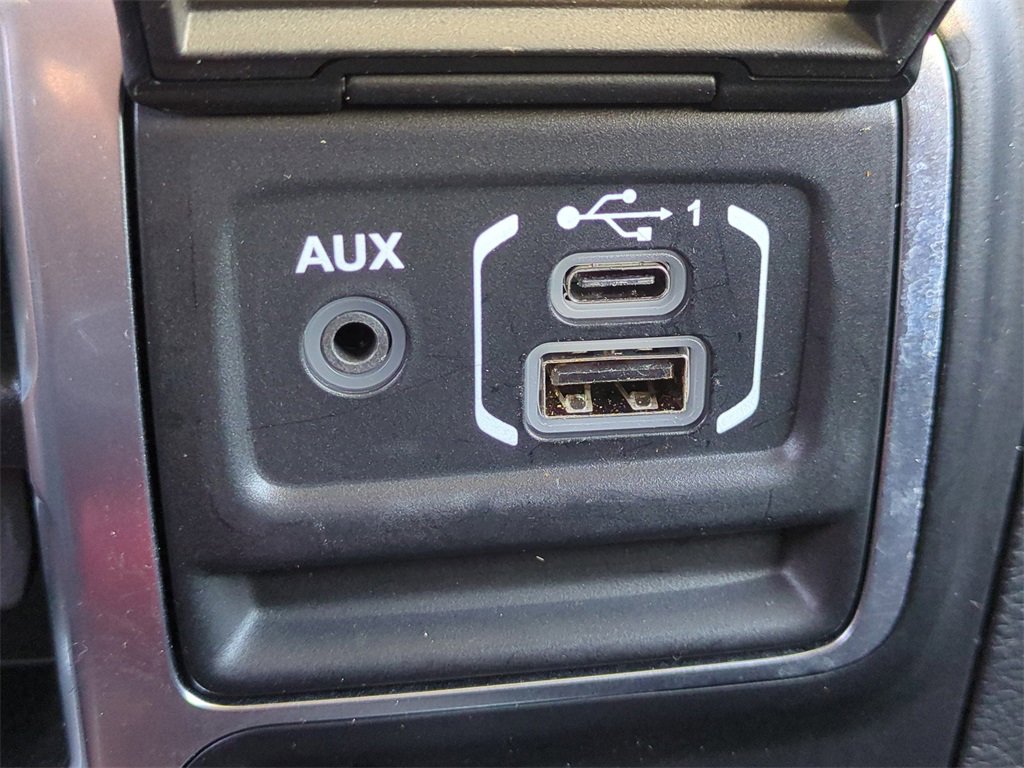 Used 2021 Jeep Wrangler Unlimited Rubicon image 25