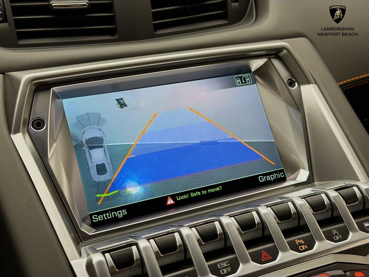 Used 2015 Lamborghini Aventador LP 700-4 image 19