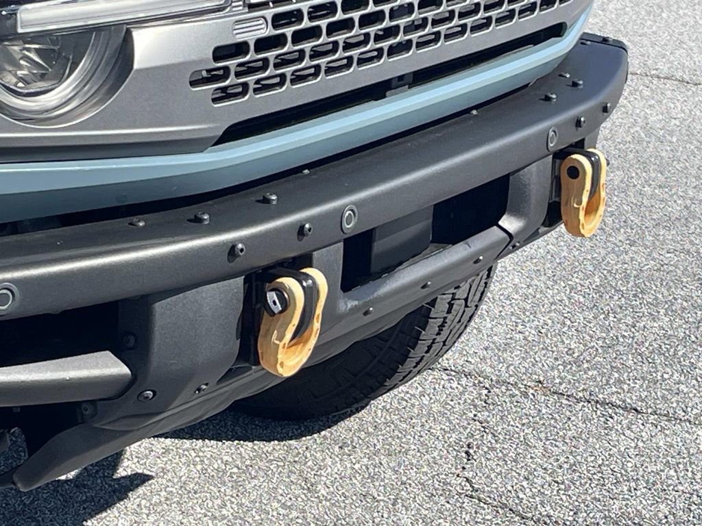 Used 2021 Ford Bronco Badlands image 9