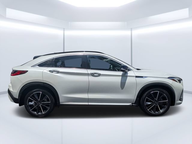 Used 2023 INFINITI QX55 Essential AWD/4WD image 2
