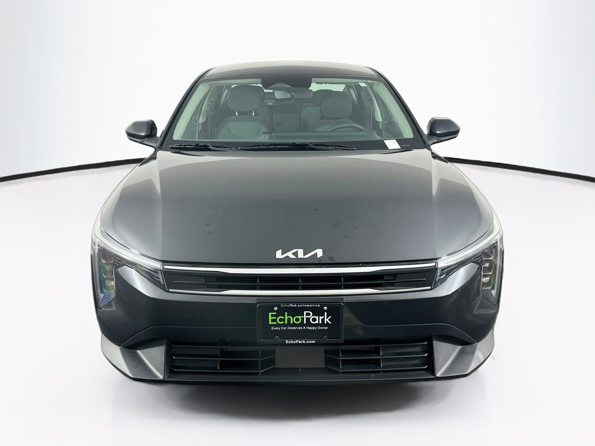 Used 2025 Kia K4 FWD image 2