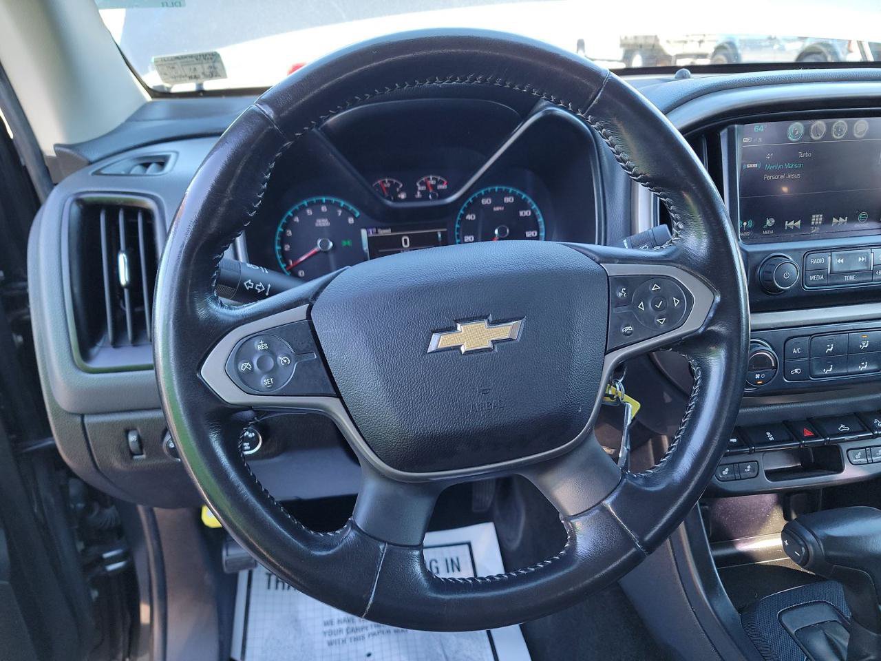 Used 2017 Chevrolet Colorado Z71 AWD/4WD image 12