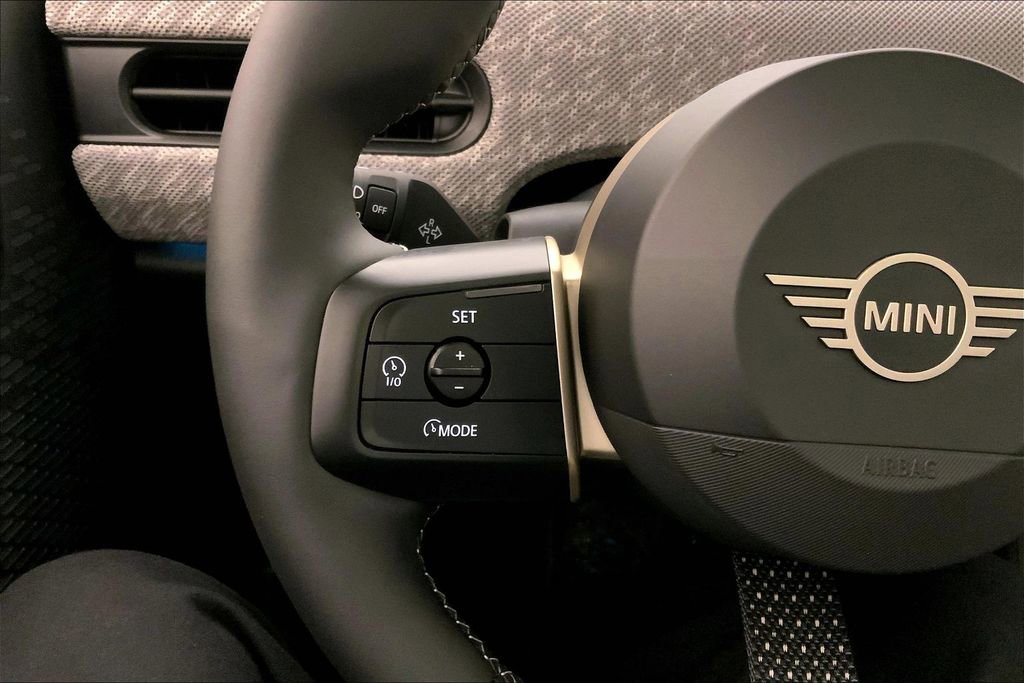 Used 2025 MINI Cooper S image 18