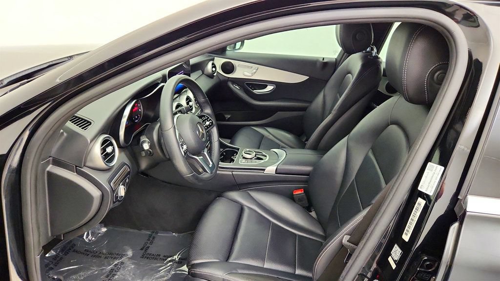 Used 2019 Mercedes-Benz C 300 Sedan w/ Premium Package image 17