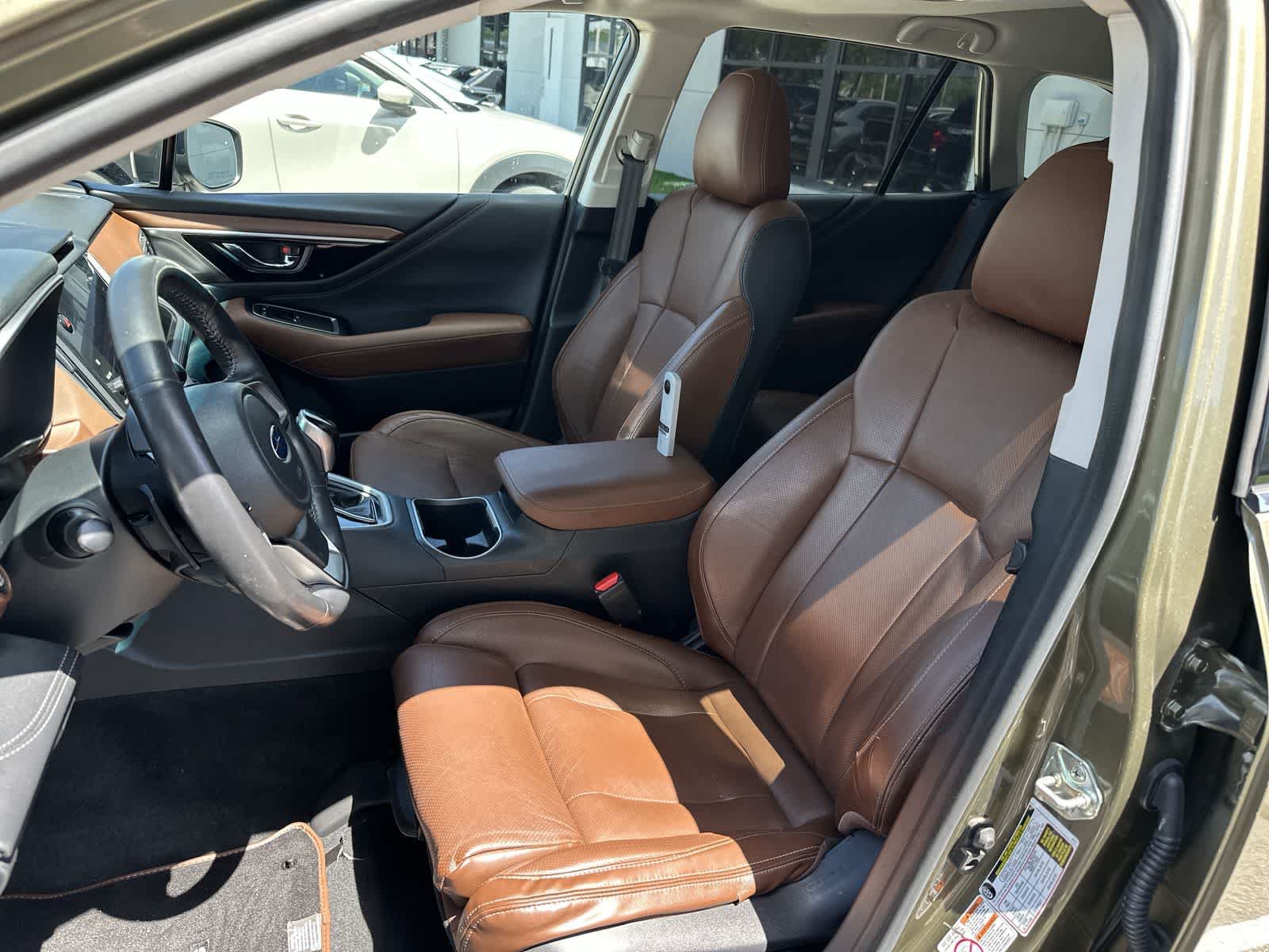Used 2020 Subaru Outback Touring w/ Popular Package #2 AWD/4WD image 3