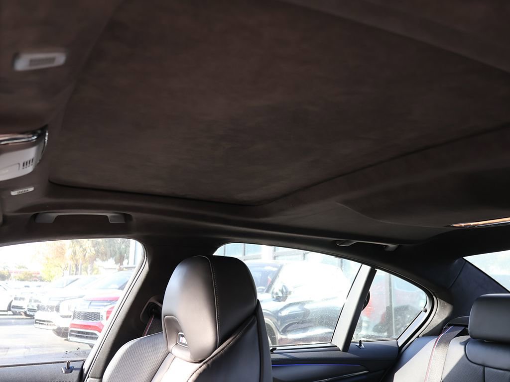 Used 2022 BMW M5 w/ Competition Package image 25