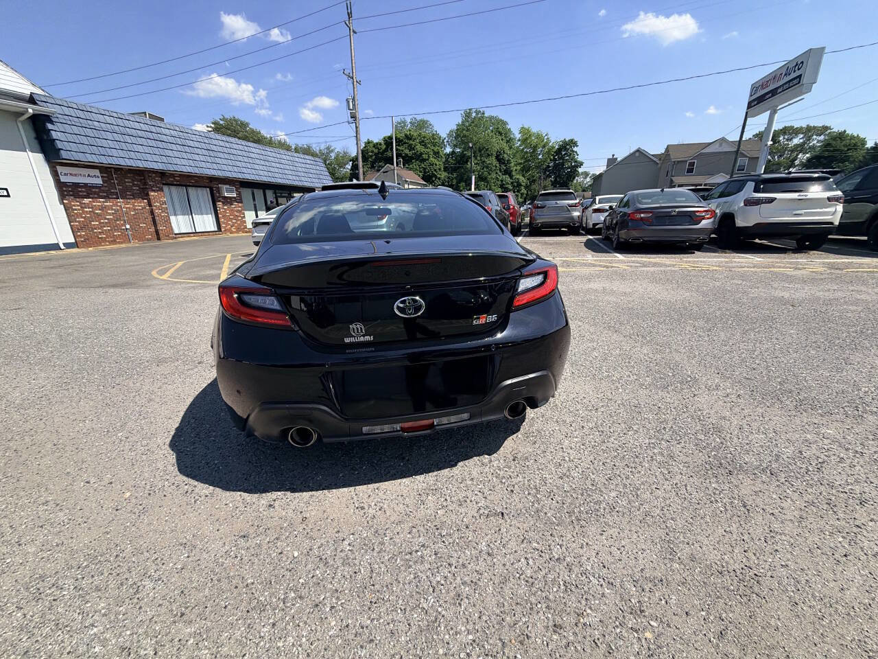 Used 2025 Toyota GR86 RWD image 21