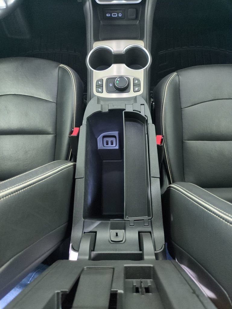 Used 2019 GMC Terrain Denali w/ LPO, Floor Liner Package FWD image 24