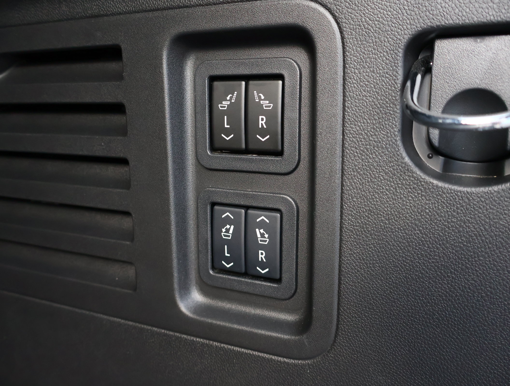 Certified 2024 Chevrolet Traverse RS AWD/4WD image 28