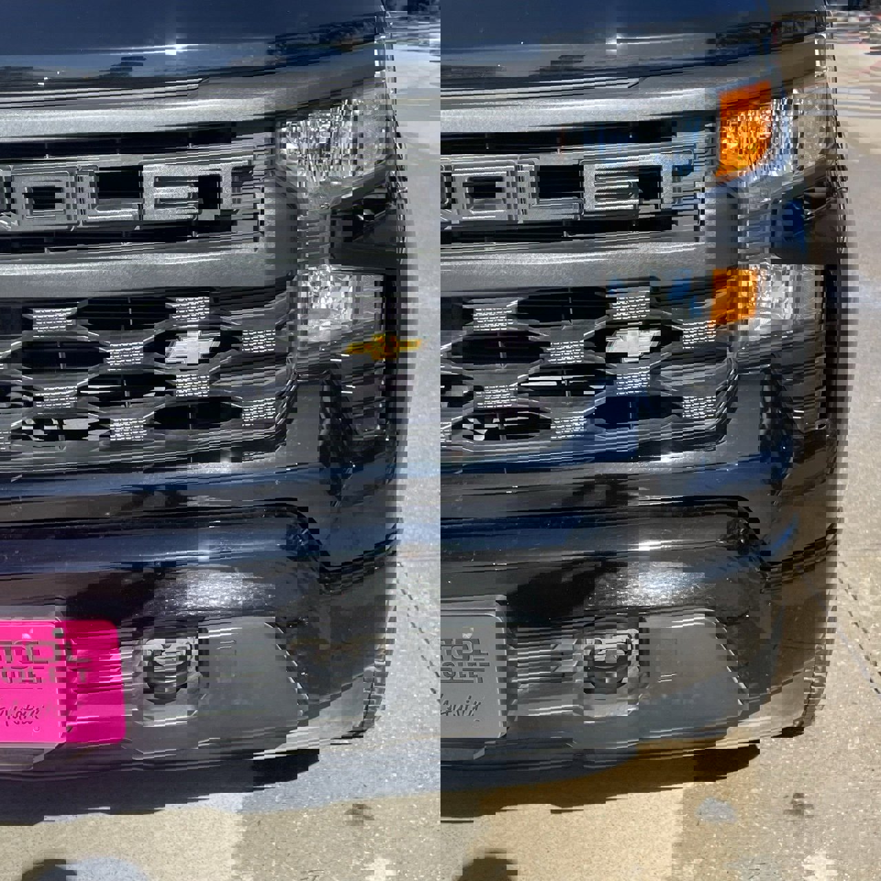 Used 2023 Chevrolet Silverado 1500 Custom image 8