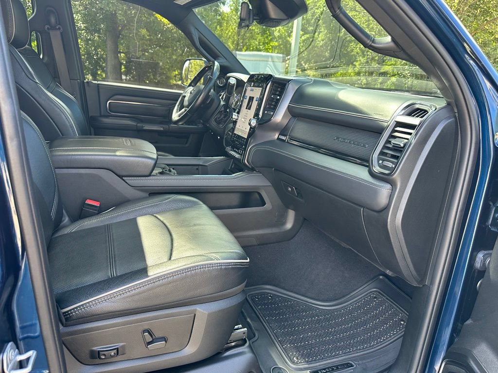 Used 2022 RAM 3500 Limited AWD/4WD image 33