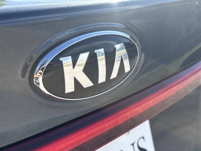 Used 2020 Kia Forte LXS FWD image 33