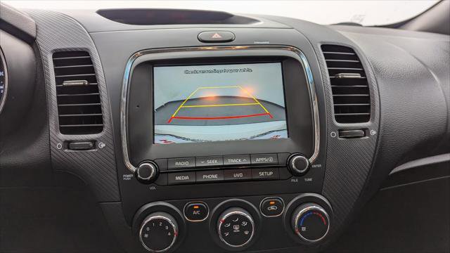 Used 2018 Kia Forte S image 29