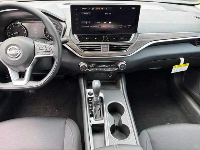 New 2026 Nissan Altima 2.5 SV w/ SV Special Edition Package FWD image 18
