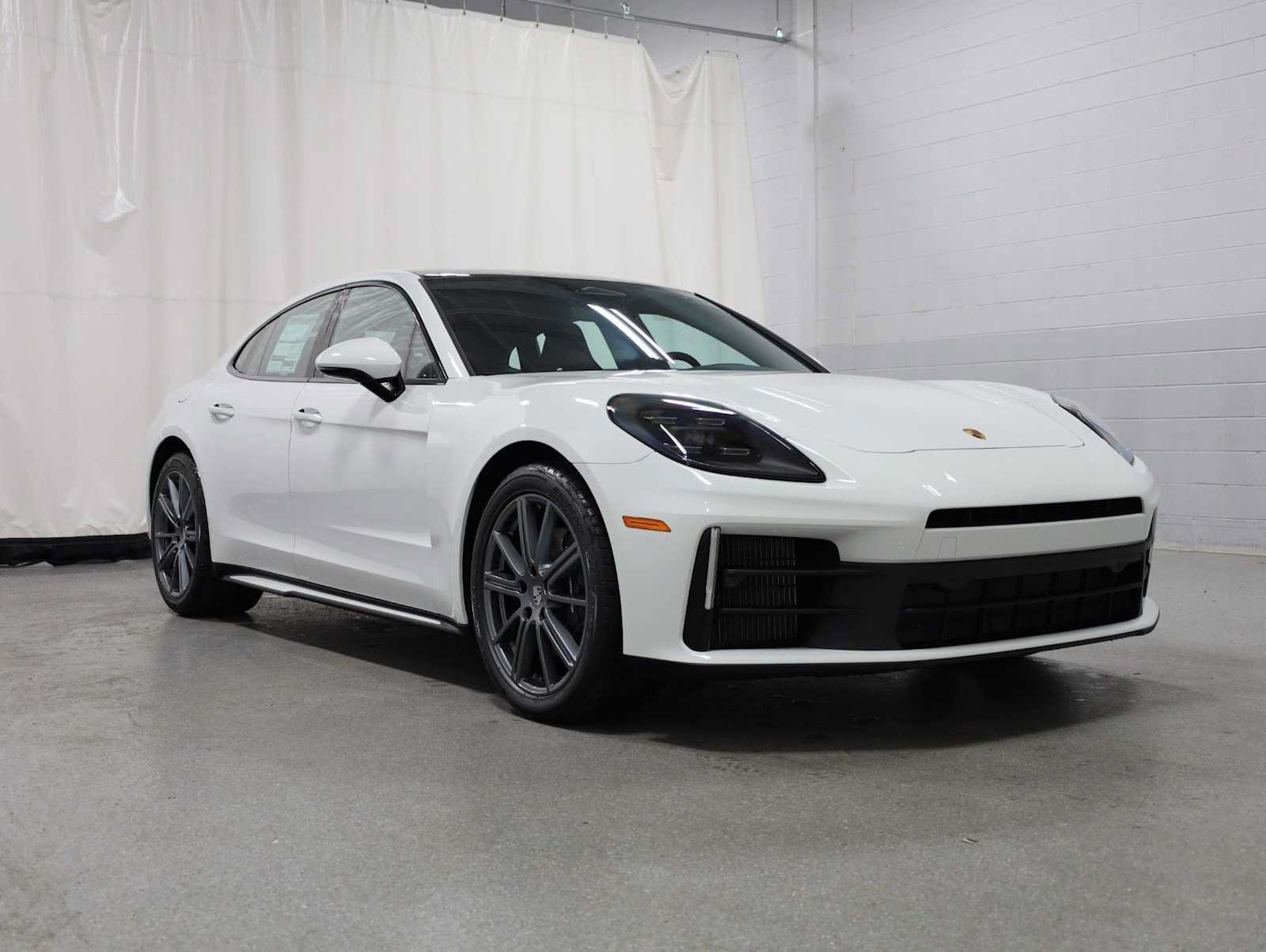 New 2026 Porsche Panamera RWD image 13