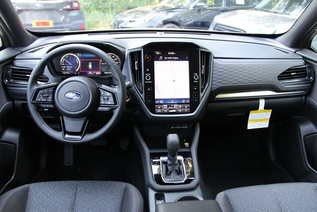 Used 2025 Subaru Forester Premium AWD/4WD image 34