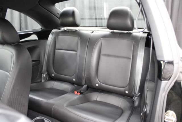 Used 2012 Volkswagen Beetle 2.5 FWD image 18