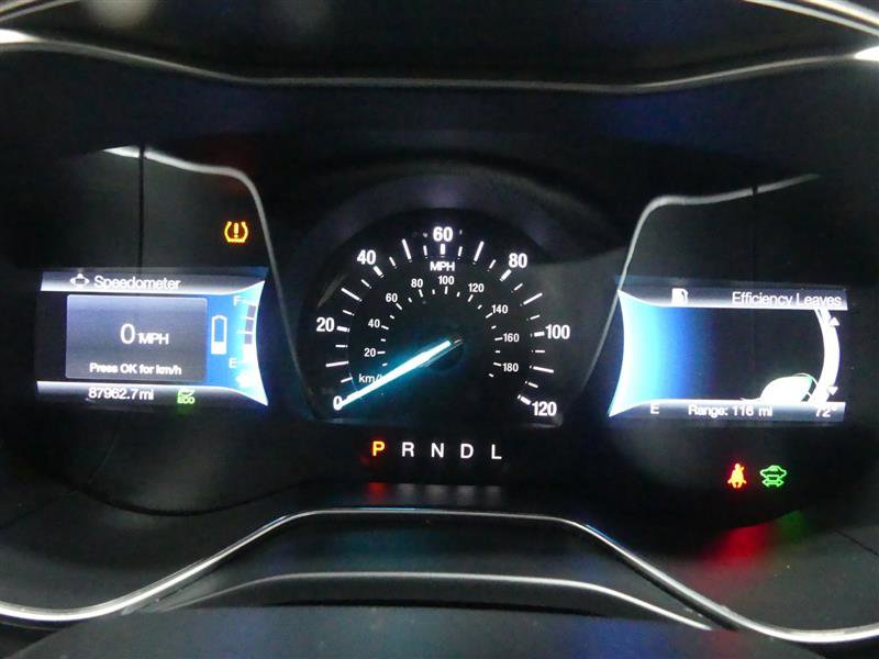 Used 2017 Ford Fusion SE w/ Equipment Group 601A image 31