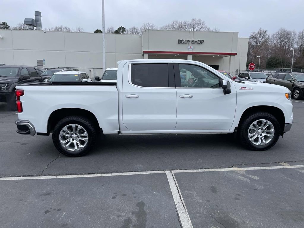 Used 2024 Chevrolet Silverado 1500 LTZ image 12