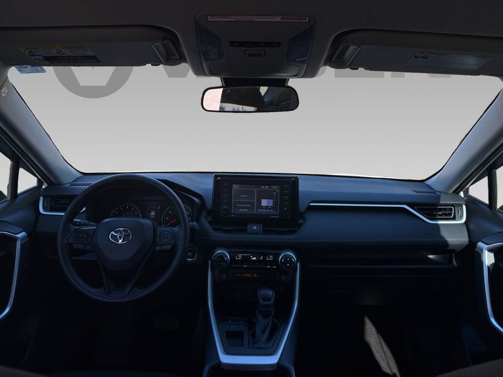 Used 2021 Toyota RAV4 XLE image 3