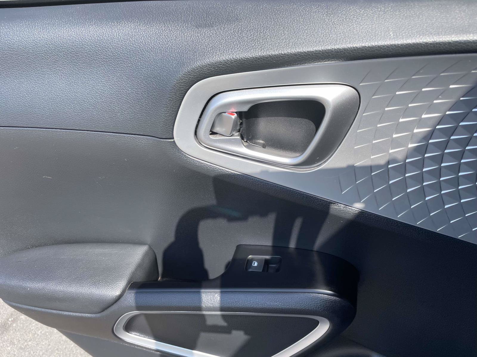 Used 2023 Kia Soul LX w/ LX Technology Package FWD image 12