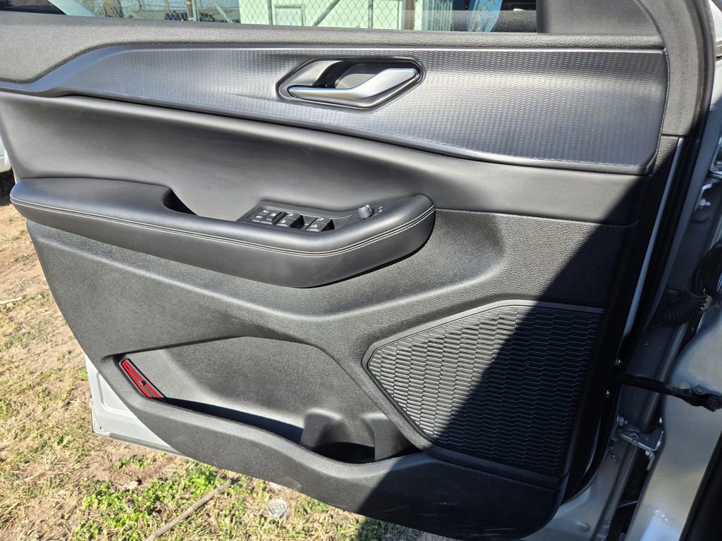 Used 2023 Jeep Grand Cherokee Altitude image 19