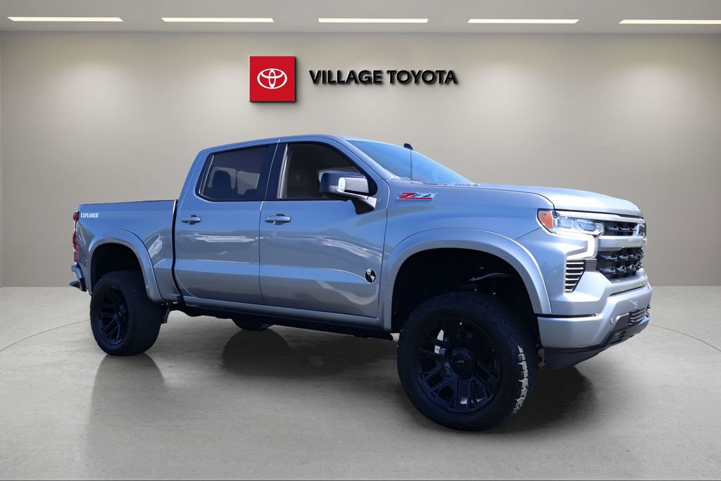 Used 2026 Chevrolet Silverado 1500 RST AWD/4WD image 9