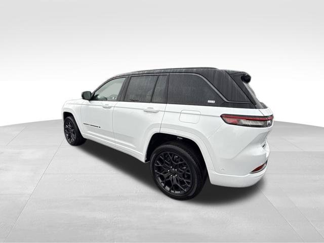 New 2027 Jeep Grand Cherokee Summit AWD/4WD image 5