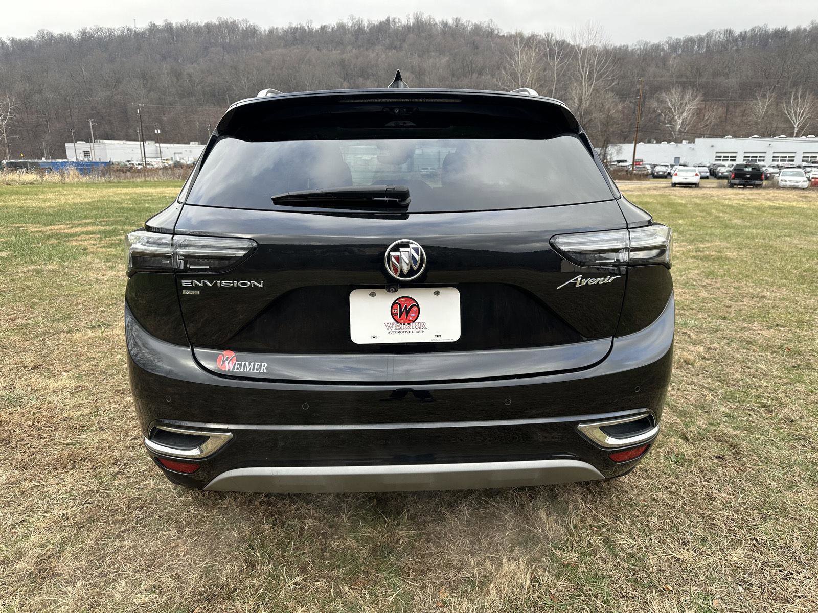Used 2023 Buick Envision Avenir image 27