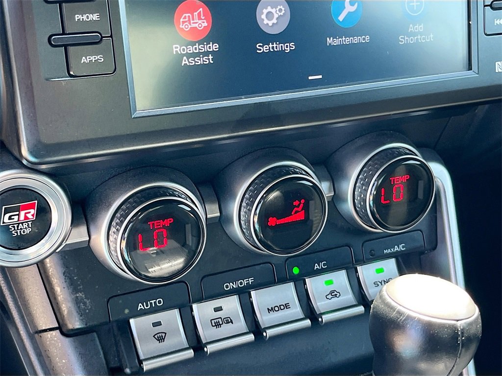 Used 2022 Toyota GR86 w/ ALL Weather Mat Package (TMS) image 15