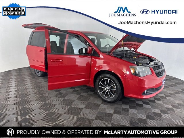 Used 2014 Dodge Grand Caravan SXT w/ Blacktop Package image 13