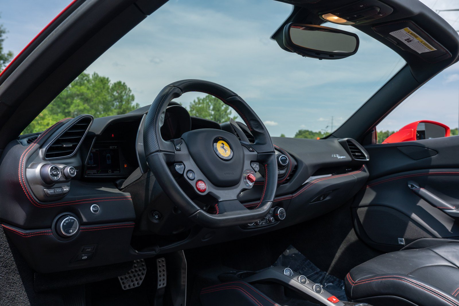 Used 2018 Ferrari 488 Spider RWD image 30