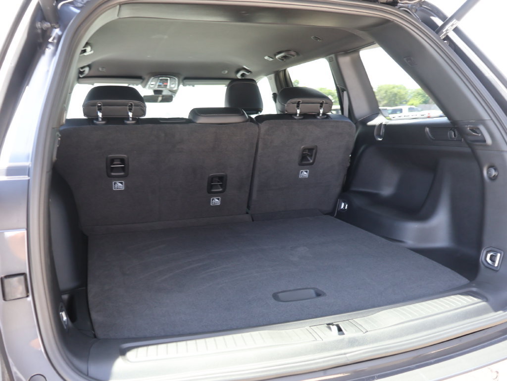 New 2026 Jeep Grand Cherokee Altitude AWD/4WD image 15