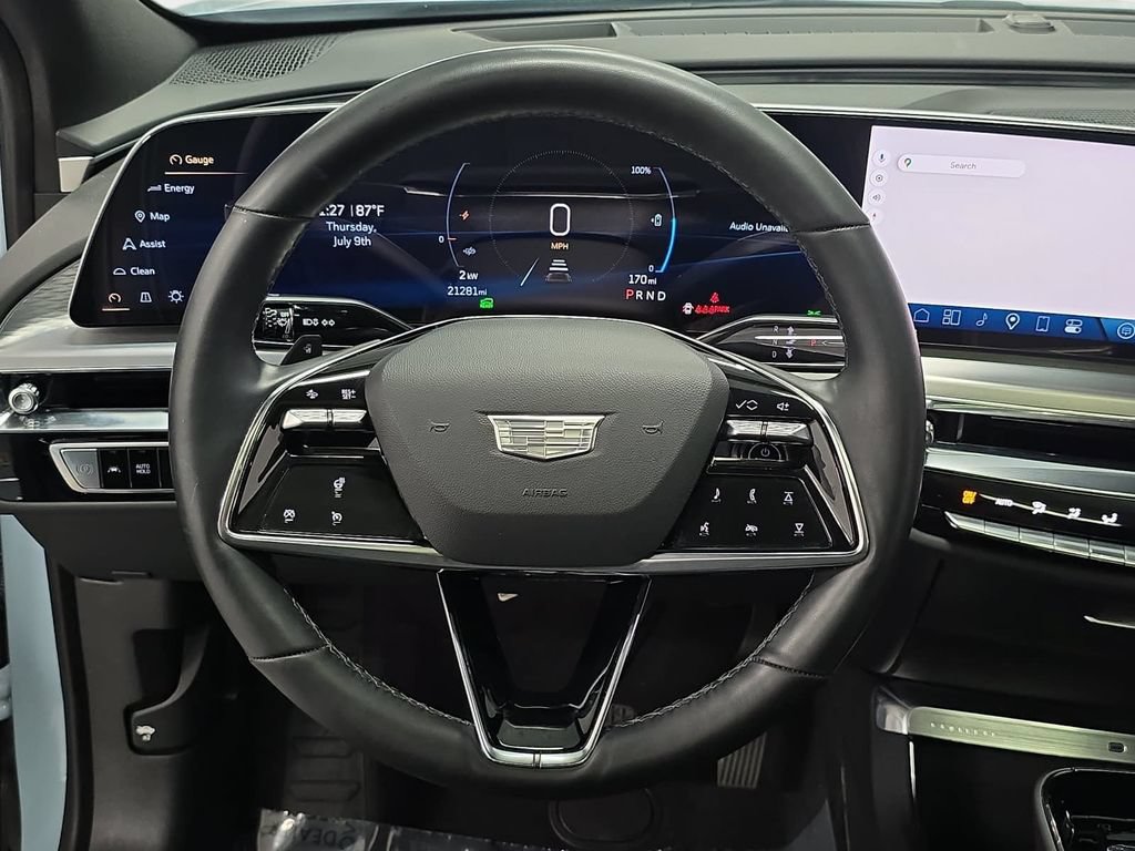 Used 2025 Cadillac Lyriq Sport RWD image 13