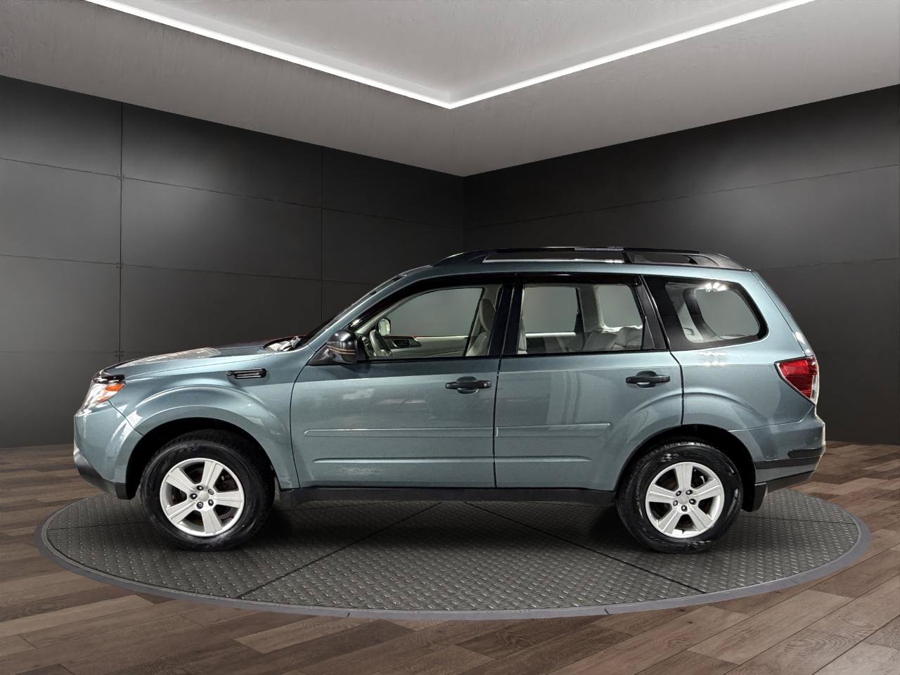 Used 2012 Subaru Forester 2.5X AWD/4WD image 5