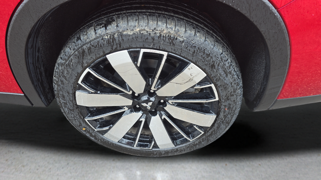 Used 2025 Mitsubishi Outlander SE FWD image 32