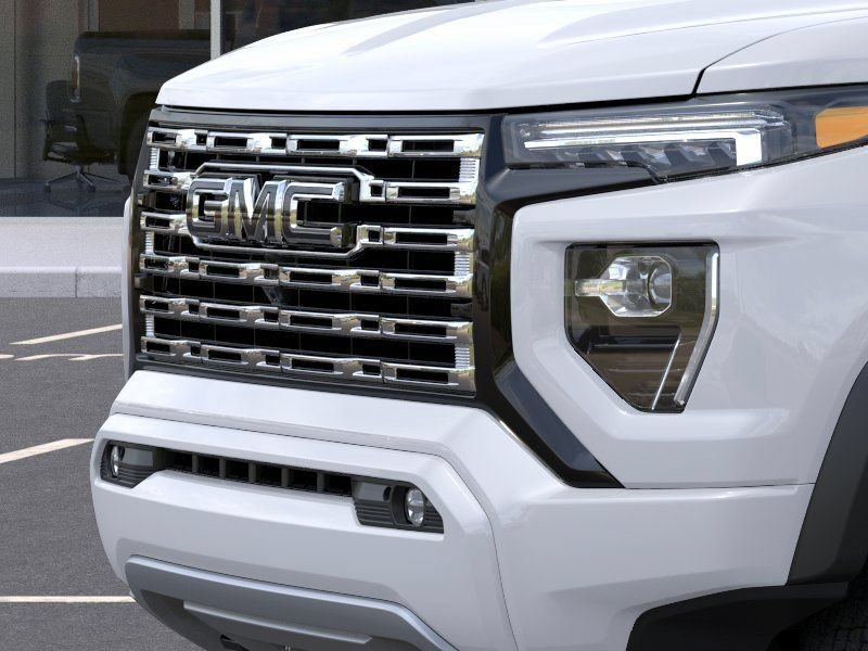 New 2026 GMC Canyon Denali w/ LPO, Black Badging Package AWD/4WD image 13