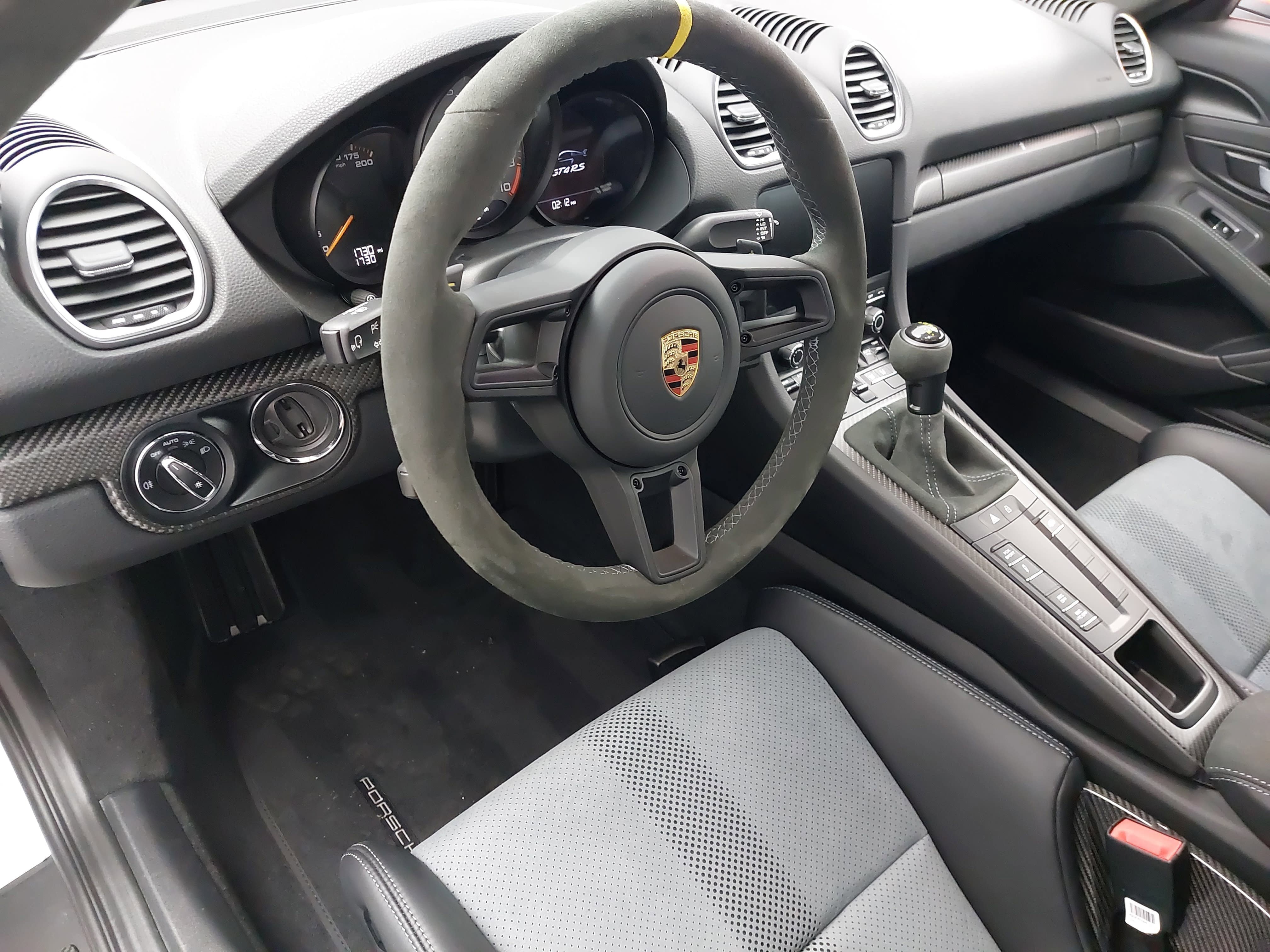 Certified 2025 Porsche 718 Cayman GT4 RS RWD image 4