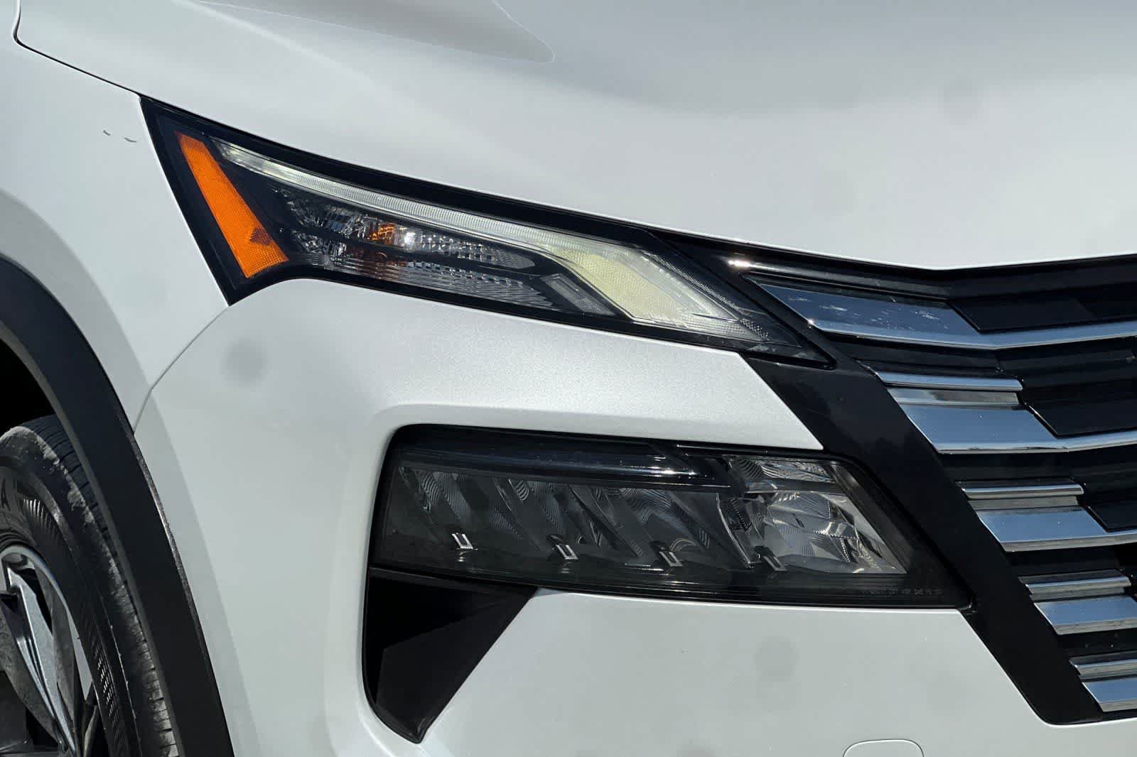 Used 2024 Nissan Rogue SV AWD/4WD image 35