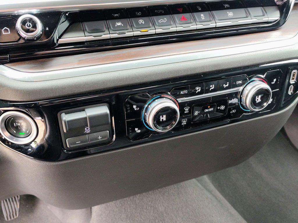 Used 2025 GMC Sierra 1500 SLT AWD/4WD image 27